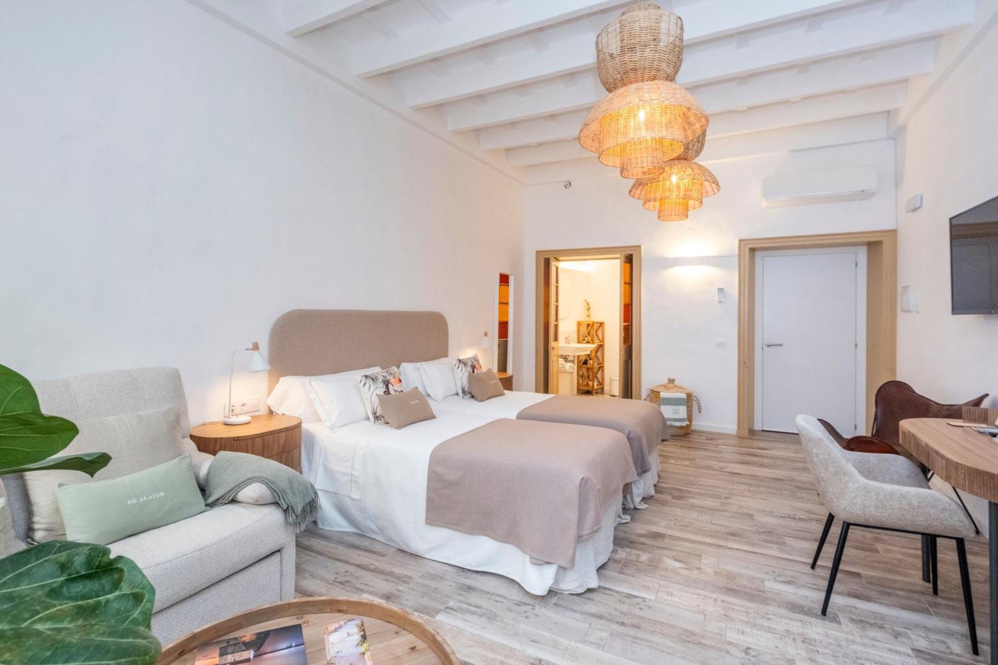 Encant De Alaior Boutique Hotel ภายนอก รูปภาพ